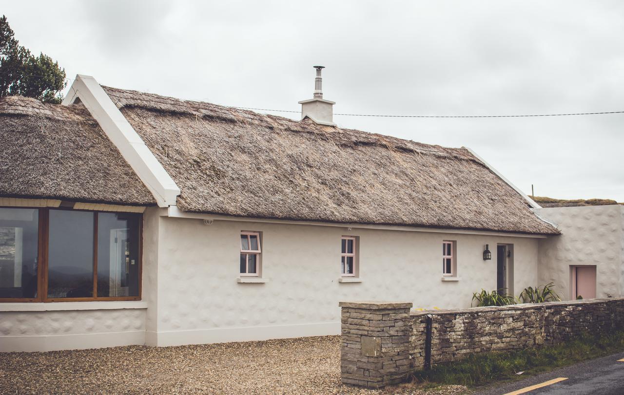 Storytellers Cottage Ballycotteen Εξωτερικό φωτογραφία